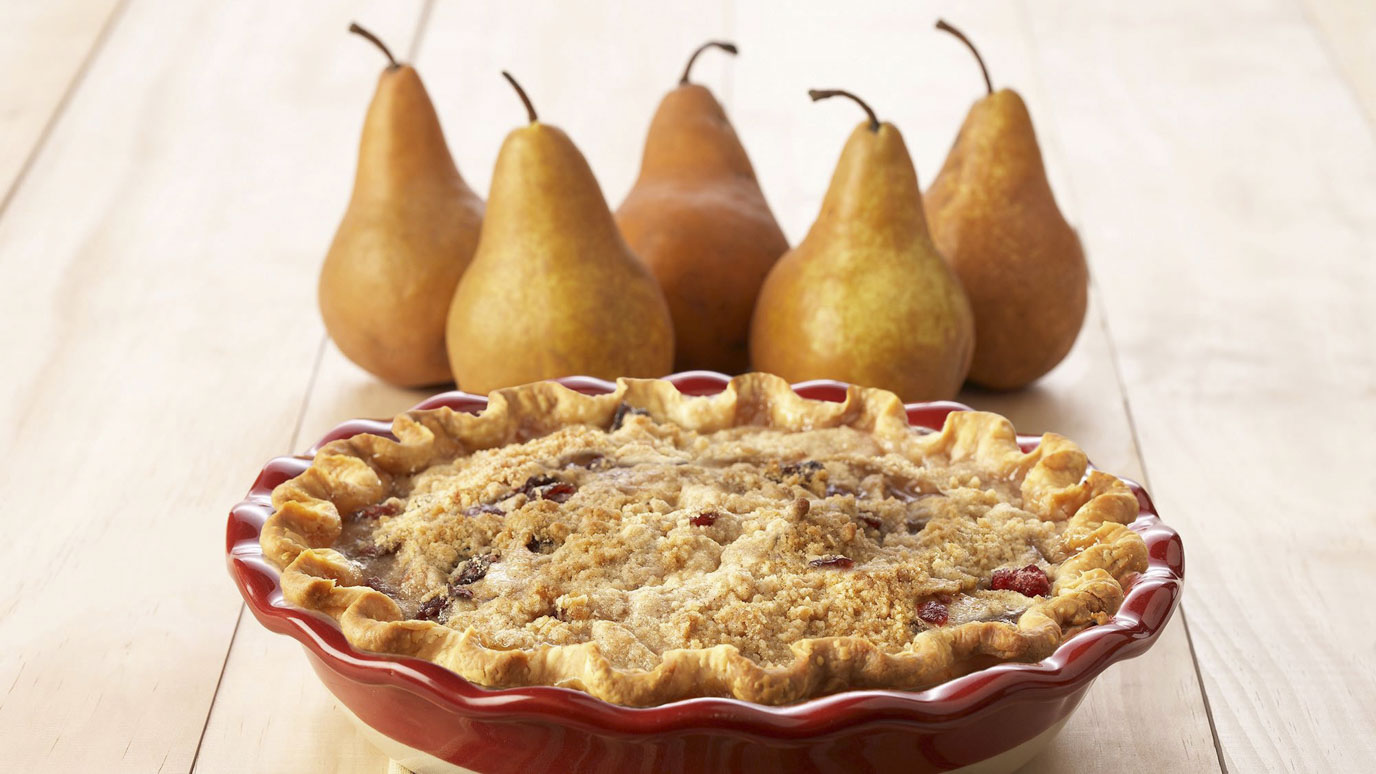 pear_and_cranberry_crumble_pie_2000x1125.jpg
