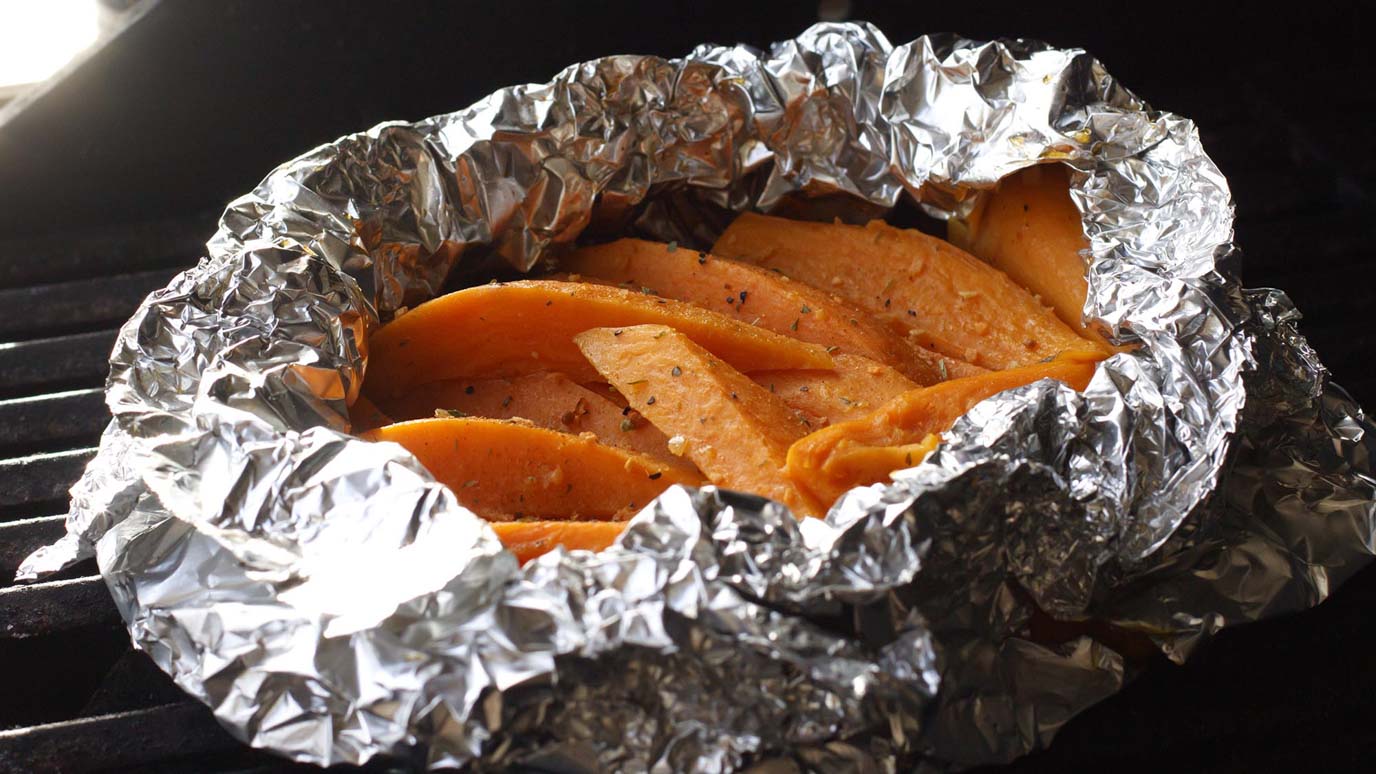 Buttery_Grilled_Sweet_Potato_Bundles_2000x1125.jpg