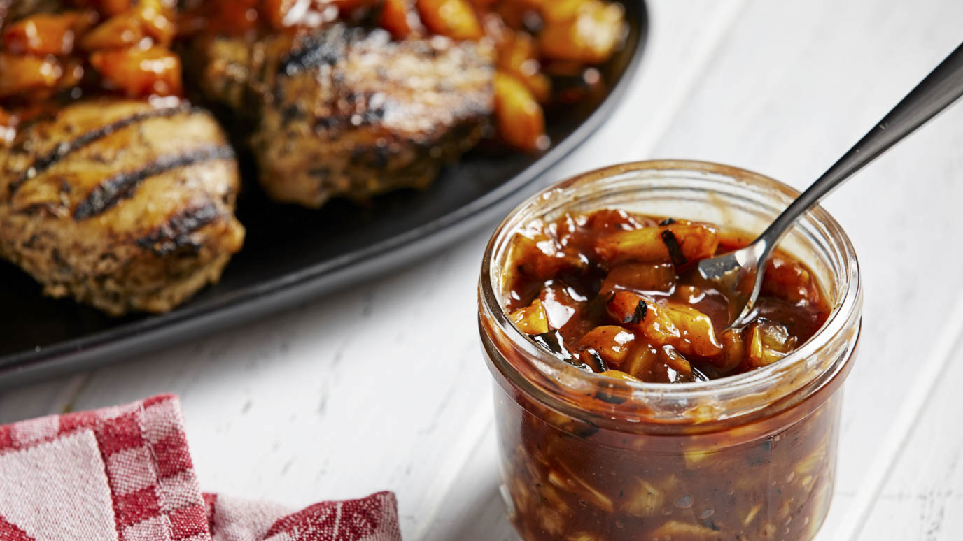 Grilled_Pineapple_BBQ_Sauce_259_2000x1125.jpg