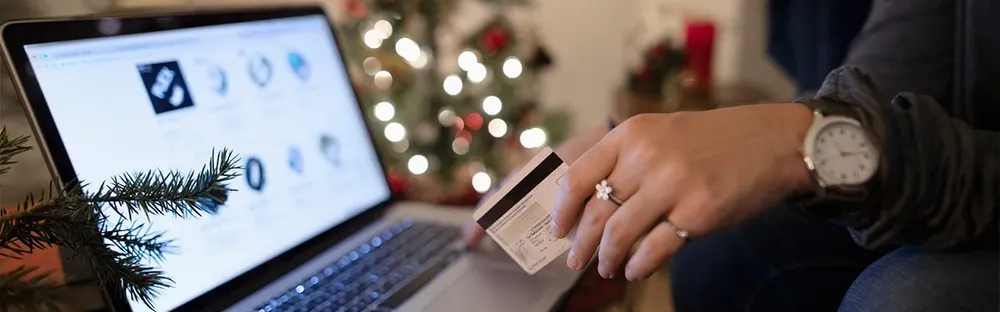 10 holiday budgeting tips to keep you on track