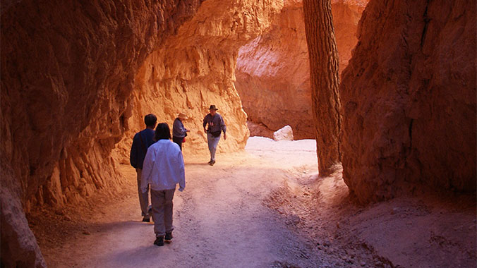 2814-utahs-grand-circle-national-parks-2c.jpg