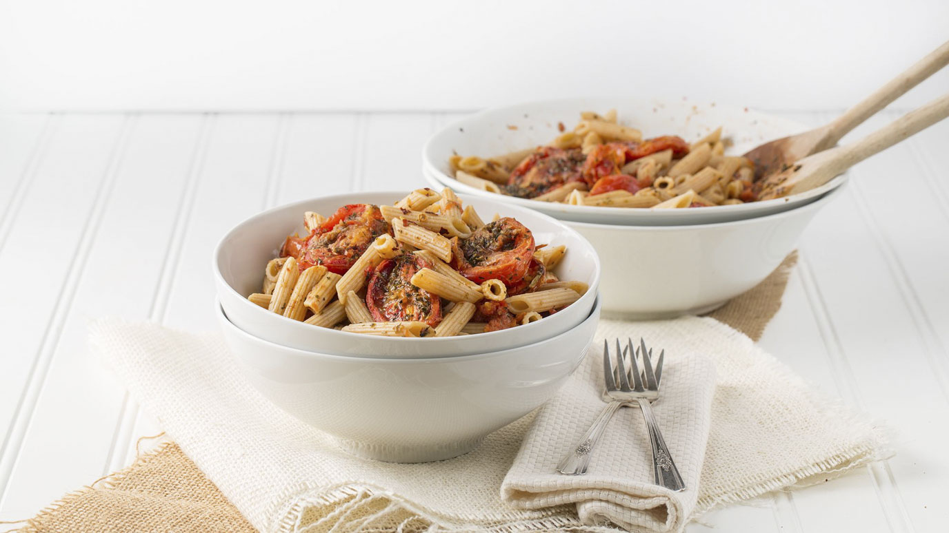 pasta_with_roasted_tomato_sauce_2000x1125.jpg