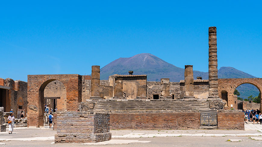 24550-pompeii-landscape-mt-c.jpg