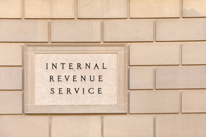 Lawmakers Reintroduce IRS Overhaul Measure