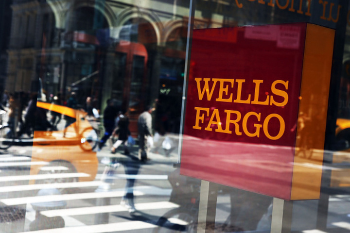Wells Fargo Profit Falls on Lower Interest Rates