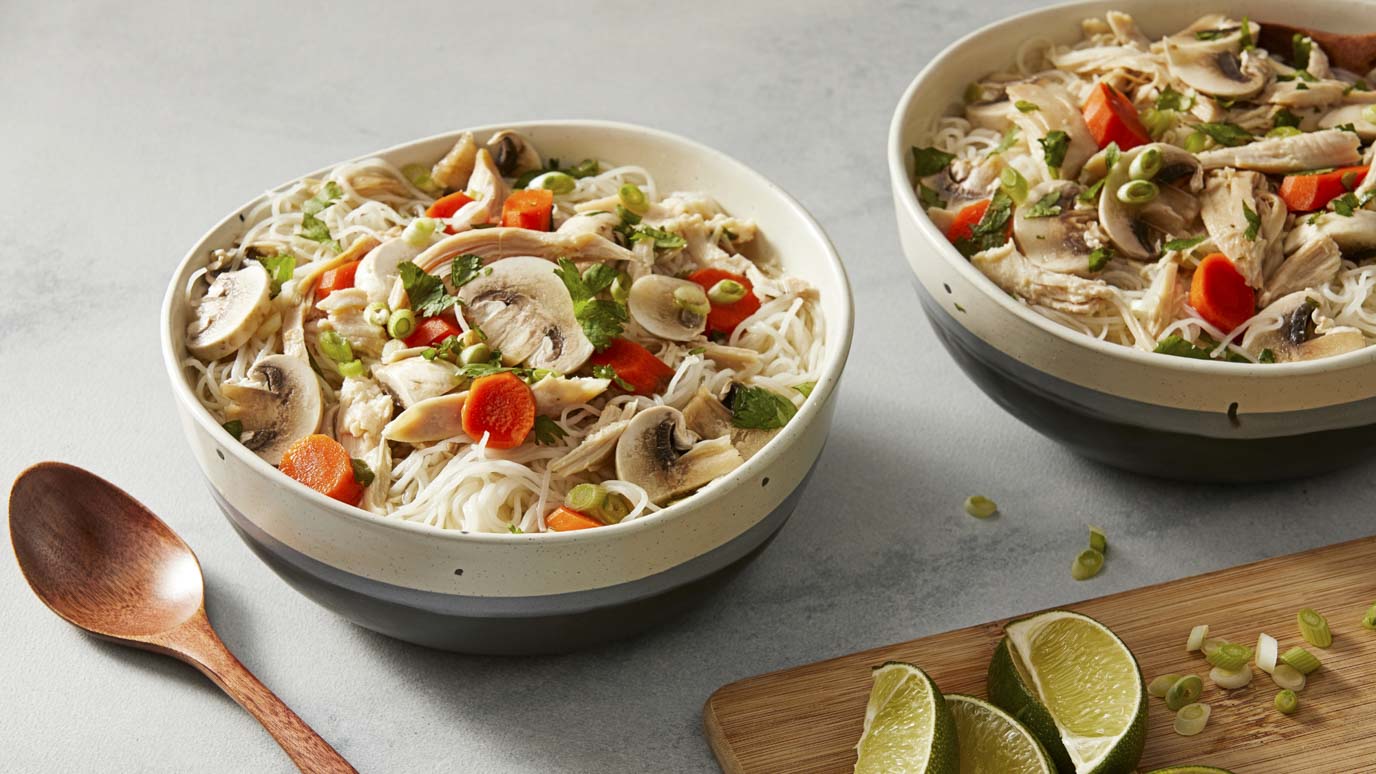 Chicken_Soup_Rice_Noodles_273_2000x1125.jpg