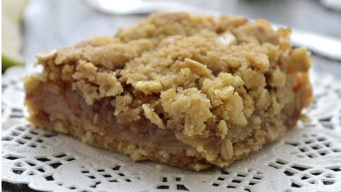 honey_apple_crumb_bars_2000x1125.jpg