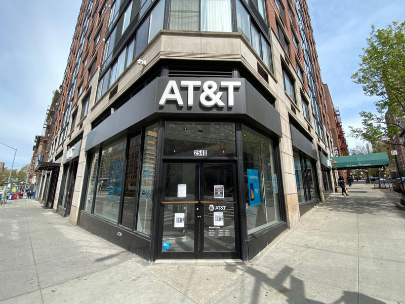 AT&T Misses Q1 Estimates Amid Pay TV Woes